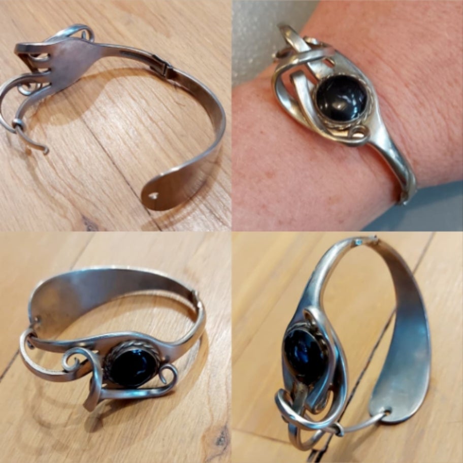 Fork bracelet with discount stone